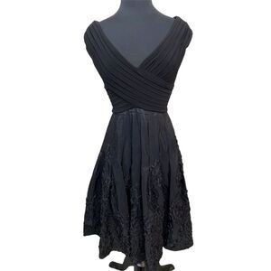 Adrianna Papell Women's Black Fit & Flare Cocktail Dress Size 4 V-Neck 1716